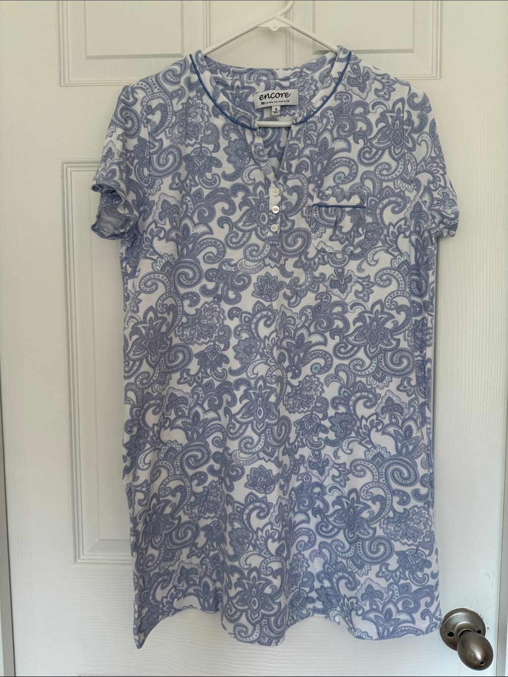 Encore by Karen Neuburger short sleeve nightshirt